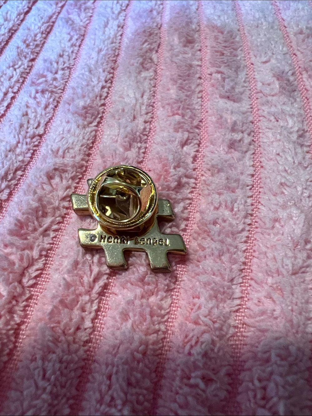 Henri Bendel Influencer Hashtag Pin - Picture 3 of 5